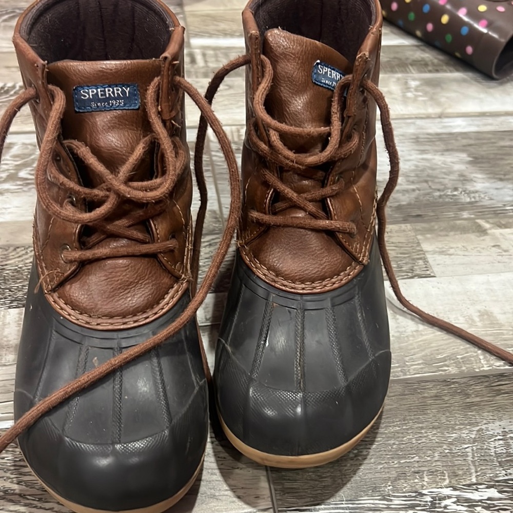 Sperry boots